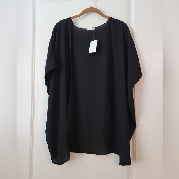 NWT Soprano Black Lightweight Kimono Open Front Wrap S/M - Picture 1 of 3